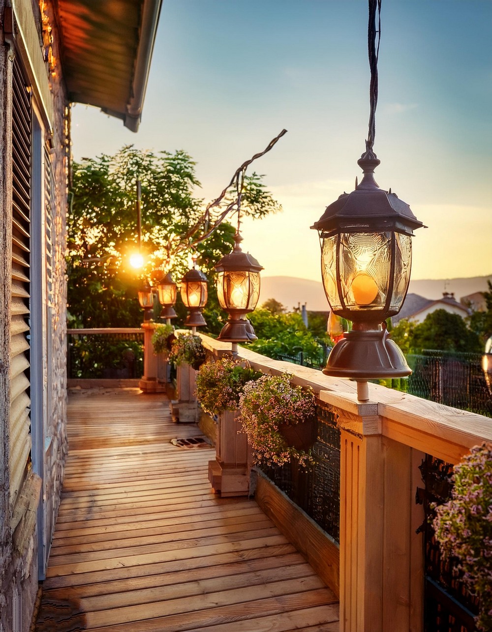 Antique Lighting Fixtures