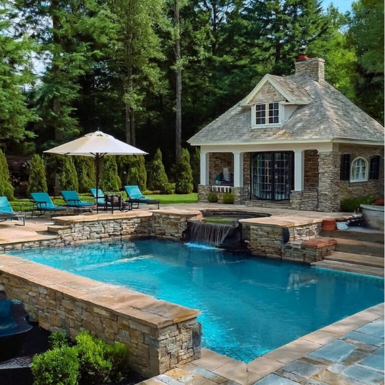 10 Amazing Pool House Designs For Your Backyard