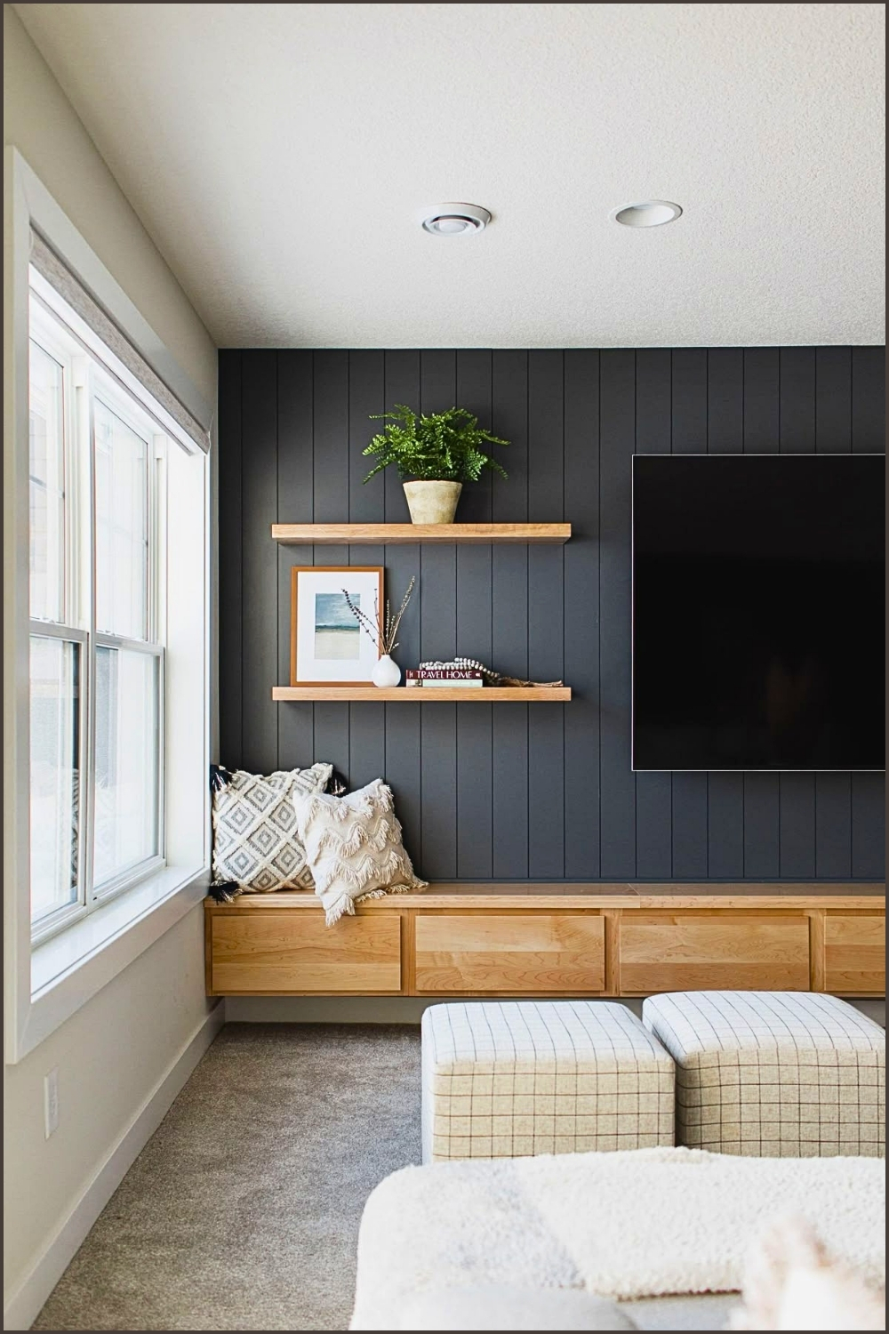 Modern Contrast Built-in